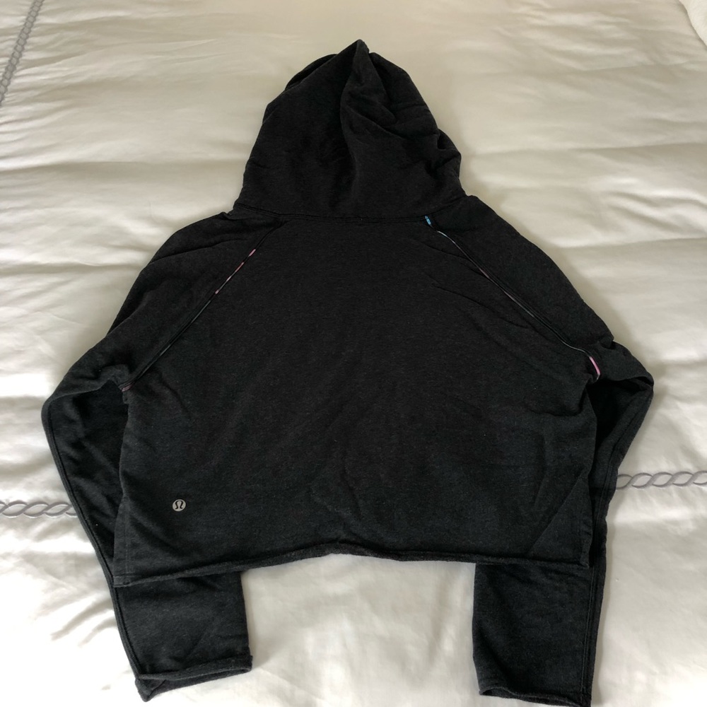 Lululemon cropped sweatshirt with oversized hood.